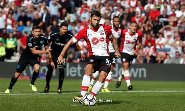 ?i=reuters%2f2017-08-19%2f2017-08-19t155854z_1162504581_rc1596cd9670_rtrmadp_3_soccer-england-sou-whu_reuters