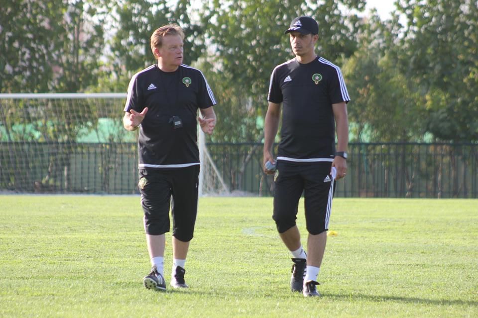 جمال السلامي (يمين) 