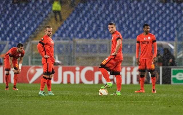 لاعبو جالطه سراي