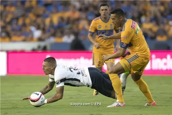 ?i=epa%2fsoccer%2f2017-08%2f2017-08-20%2f2017-08-20-06152515_epa