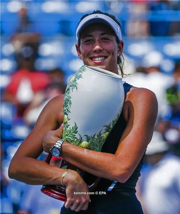 ?i=epa%2ftennis%2f2017-08%2f2017-08-20-06153715_epa