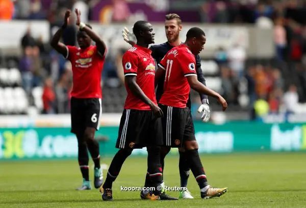 ?i=albums%2fmatches%2f1468161%2f2017-08-19t132626z_969561388_rc18bb877170_rtrmadp_3_soccer-england-swa-mun_reuters