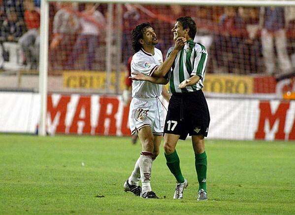 بابلو ألفارو يتصدر القائمة