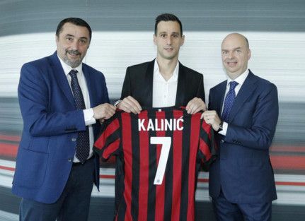 من تقديم كالينيتش