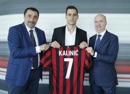 من تقديم كالينيتش