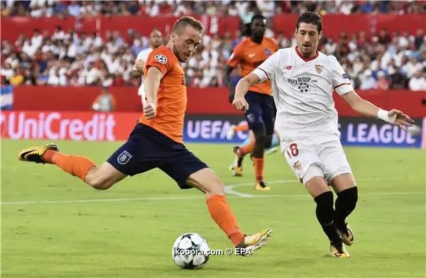 ?i=epa%2fsoccer%2f2017-08%2f2017-08-22%2f2017-08-22-06156711_epa