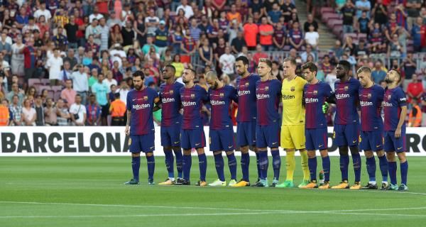 لاعبو برشلونة