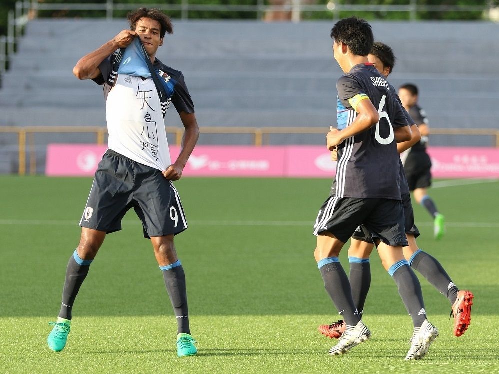 ريو جيرمان إلى اليسار