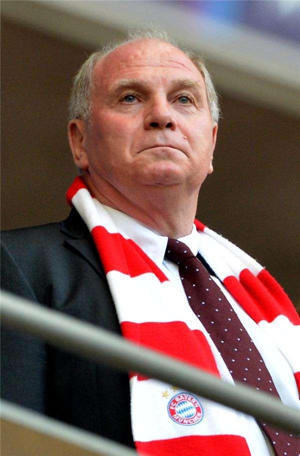 أولي هونيس رئيس بايرن ميونيخ