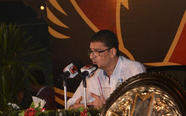 محمود طاهر 