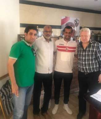 محمد أشرف أثناء تقديمه