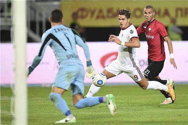 من مواجهة ميلان وسكنديا 