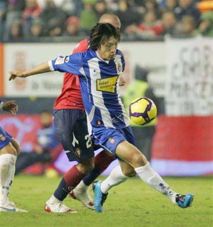 شونسوكي ناكامورا شارك بمباراة الأمس ضد أوساسونا ولكن من الشوط الثاني