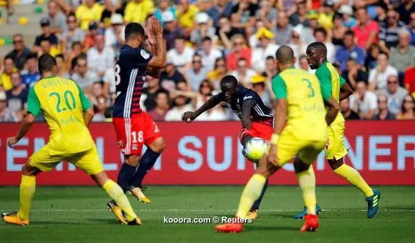 ?i=reuters%2f2017-08-26%2f2017-08-26t160923z_2127362453_rc1d75ee6820_rtrmadp_3_soccer-france-nan-lyon_reuters