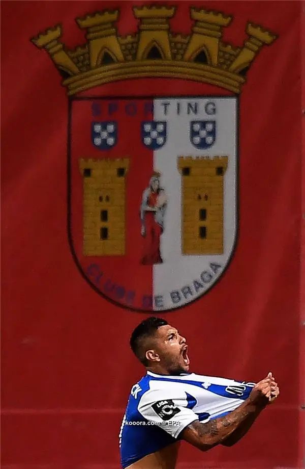 ?i=epa%2fsoccer%2f2017-08%2f2017-08-27%2f2017-08-27-06167441_epa