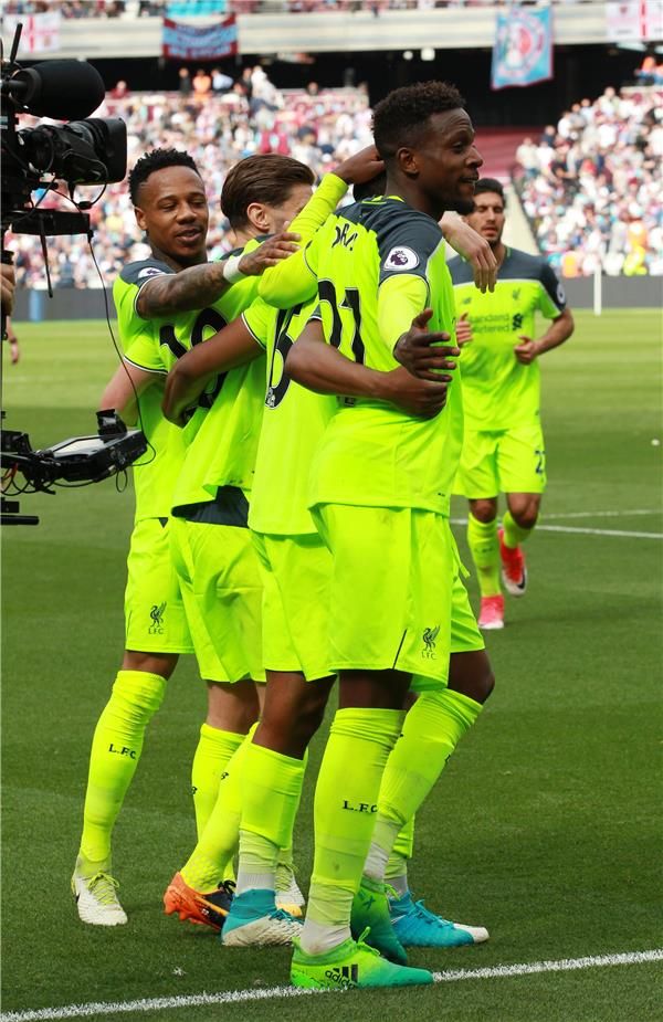 لاعبو ليفربول