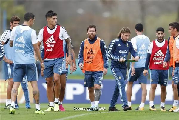 ?i=epa%2fsoccer%2f2017-08%2f2017-08-29%2f2017-08-29-06169420_epa