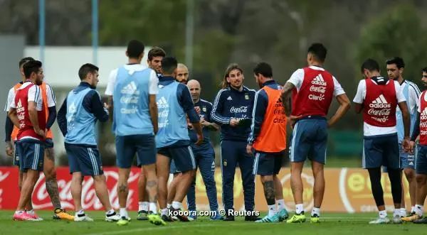 ?i=reuters%2f2017-08-28%2f2017-08-28t213544z_1986001401_rc1c8f544ab0_rtrmadp_3_soccer-worldcup-uru-arg_reuters