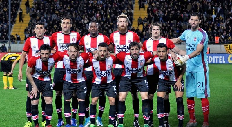 إستوديانتس