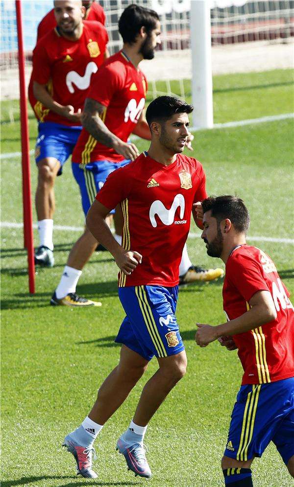 ديفيد فيا وماركو أسينسيو