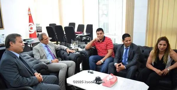 ?i=corr%2f16%2fkoo_16725