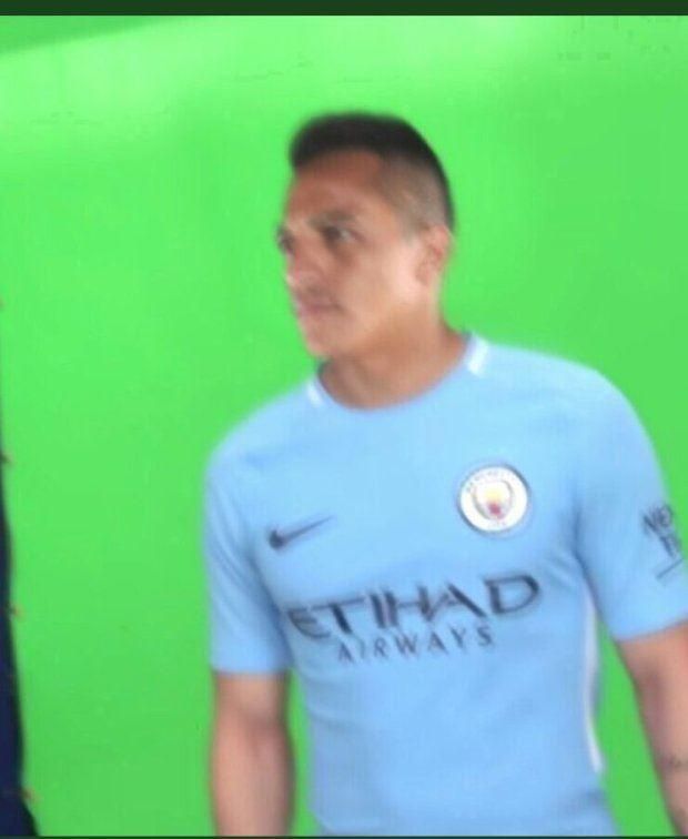 alexis.sanchez.maglia.city.620x756