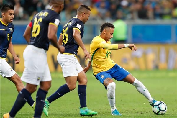 نيمار خلال اللقاء