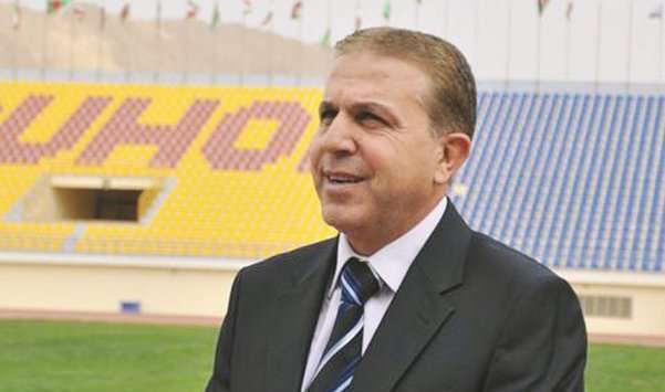 ايمن الحكيم