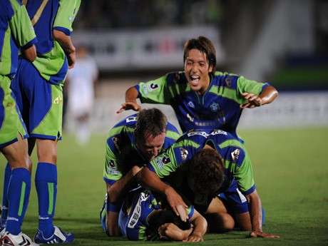 لاعبي فريق شونان بيلمار