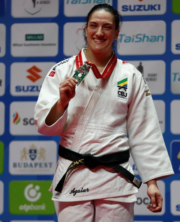 البرازيلية مايرا أجيار