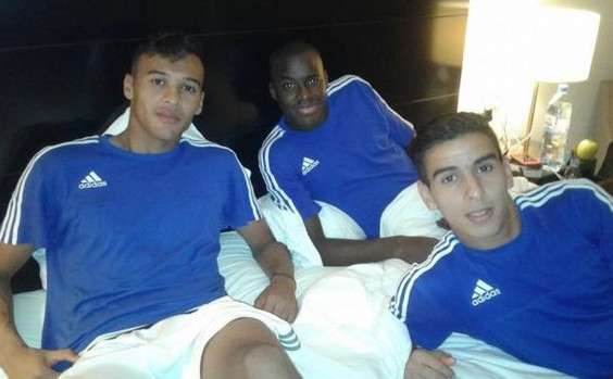 سالتو مع زملائه في المنتخب