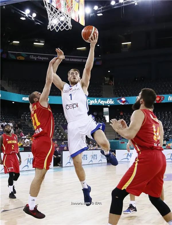 ?i=epa%2fbasketball%2f2017-09%2f2017-09-05-06185185_epa