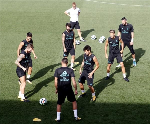 لاعبو ريال مدريد