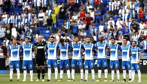 لاعبو إسبانيول