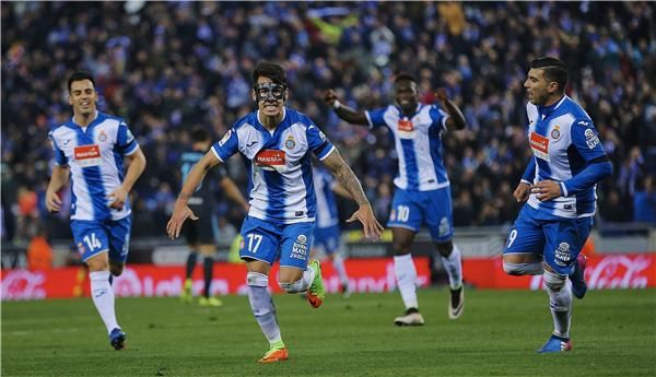 لاعبو إسبانيول