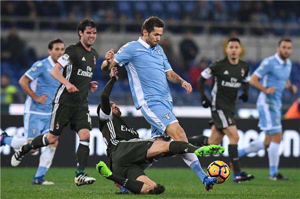 مواجهة سابقة بين لاتسيو وميلان