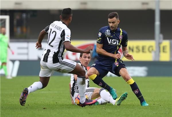 يوفنتوس يتطلع لانتصاره الثالث على التوالي في الكالتشيو