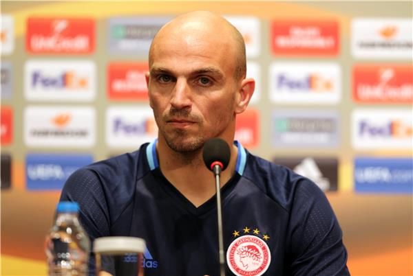  إستيبان كامبياسو