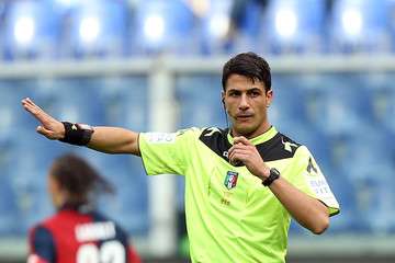 الحكم جيانلوكا مانجانييلو