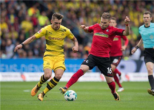 لقطة من المباراة