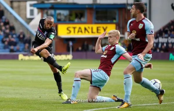 ?i=reuters%2f2017-09-10%2f2017-09-10t132101z_1932894826_rc15e41f7800_rtrmadp_3_soccer-england-bur-cry_reuters