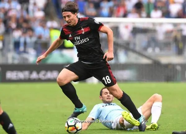 ?i=reuters%2f2017-09-10%2f2017-09-10t152306z_830560977_rc1a1f83a600_rtrmadp_3_soccer-italy-laz-mil_reuters