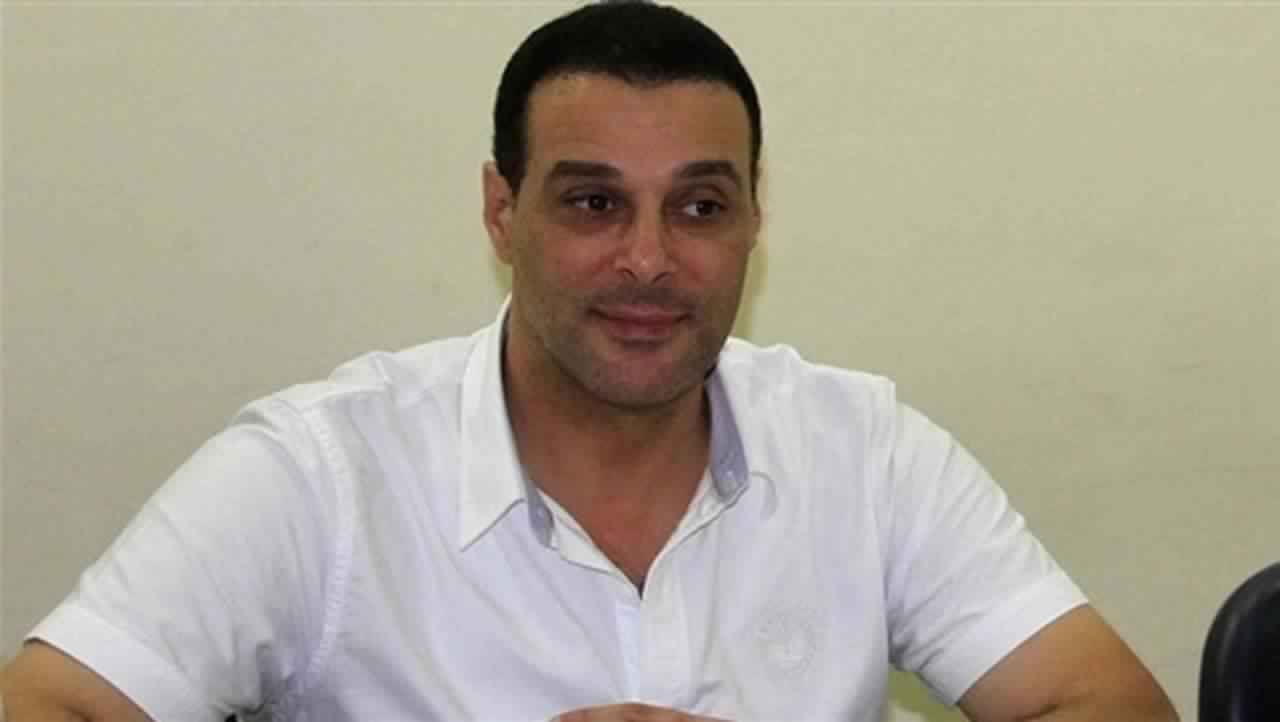  عصام عبد الفتاح