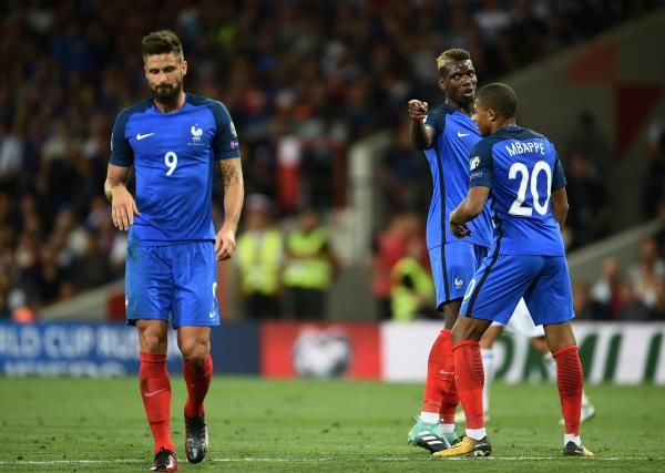 لاعبو منتخب فرنسا