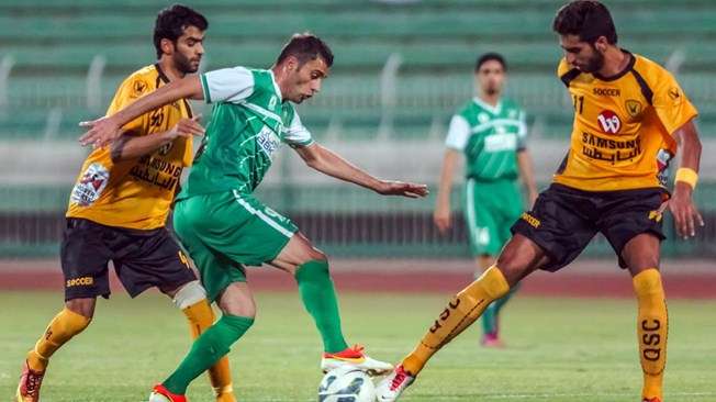 جانب من مواجهة سابقة بين الفريقين