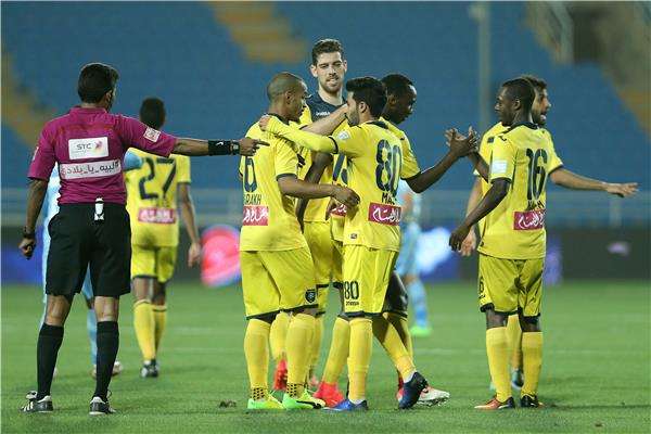 لاعبو التعاون