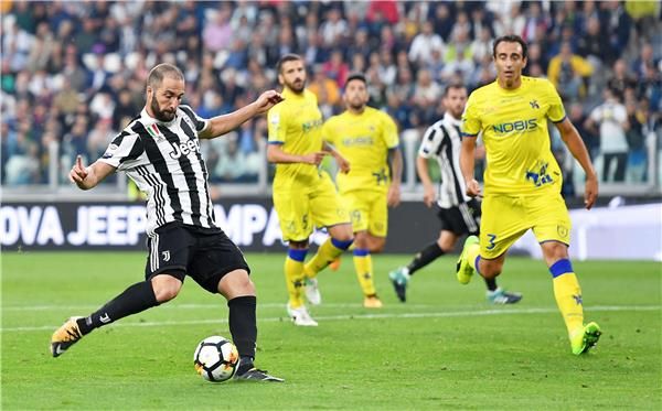  جونزالو هيجواين