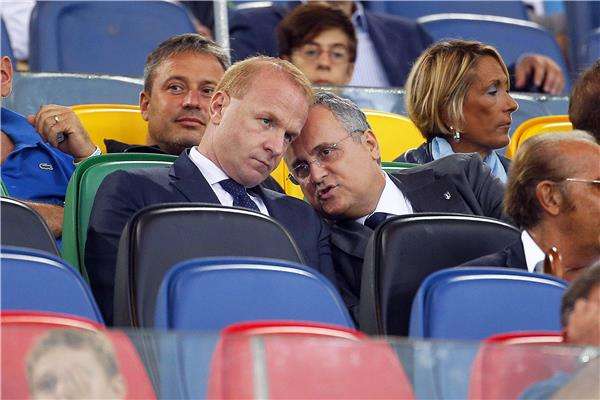 كلاوديو لوتيتو (يمين)