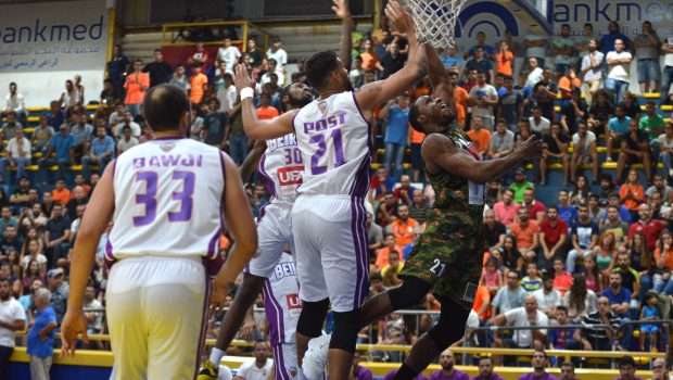 هومنتمن في لقاء سابق من البطولة