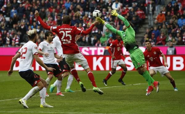 لقطة من مباراة سابقة بين بايرن ميونيخ وماينز